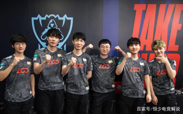 在赛场上闪 在赛场上闪